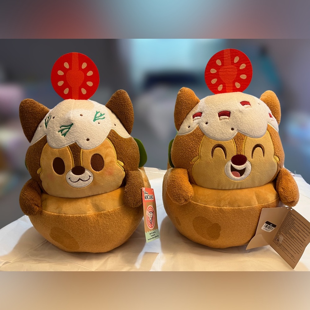 Disney Munchlings Street Food Fusion Chip And Dale Falafel Pita Pocket Plushes